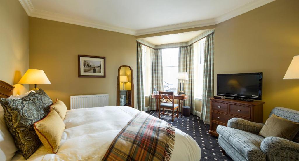 The Royal Hotel Campbeltown Room photo
